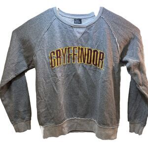 The Wizarding World Of Harry Potter Universal Gryffindor Sweater Women's Size‎ L